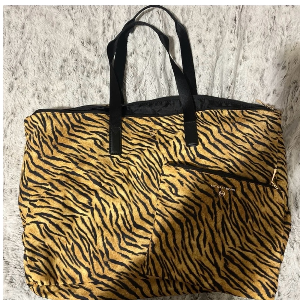 Michael Kors tote bag